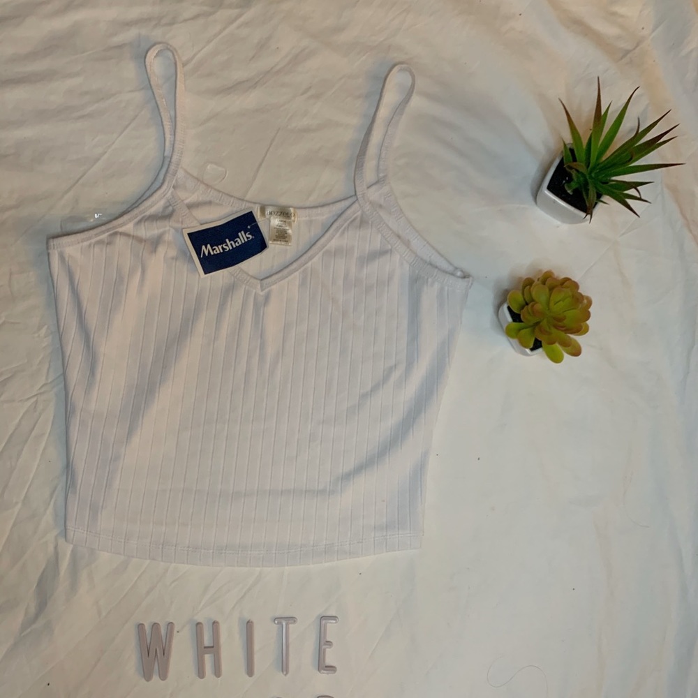 New w tags white crop top